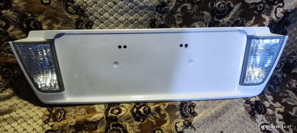 Подномерник для Lexus LX570