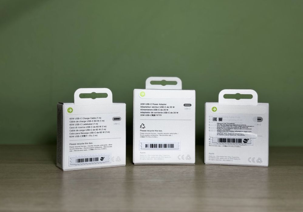 Оригинал шнуры и Адаптер на Iphone