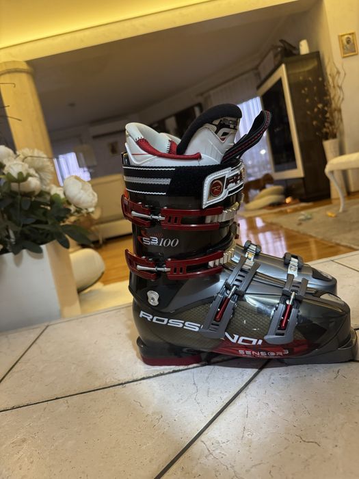 Здравейте продавам обувки за ски