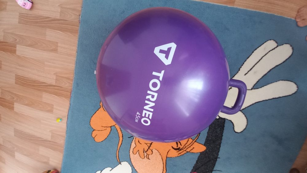 Гимнастический мяч