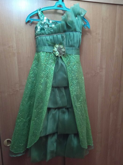 платья для девочек новогодние