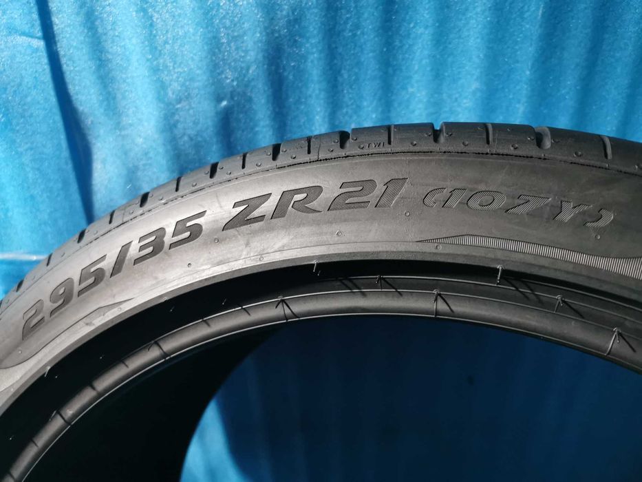 295/35 ZR21 - pirelli 2 bucati