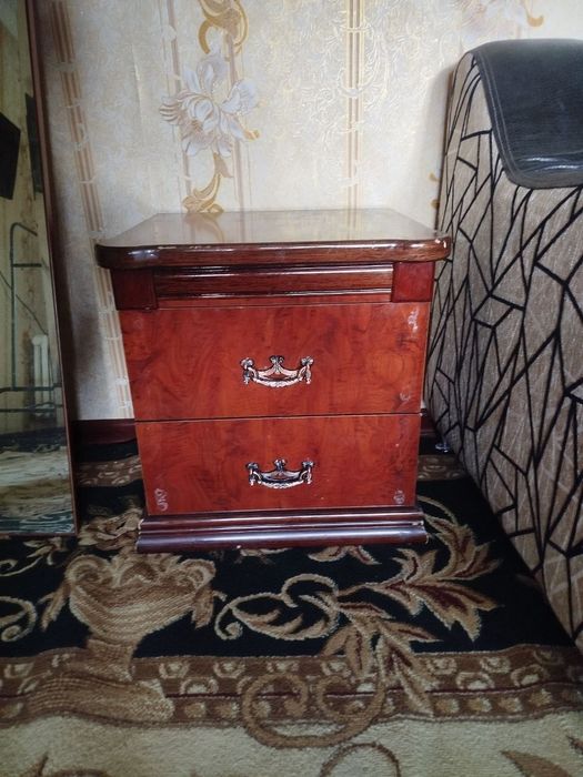 Mebel i miyaxkiy divan