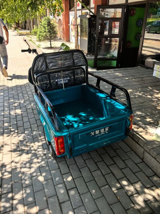 «Продаю электронный скутер б/у»