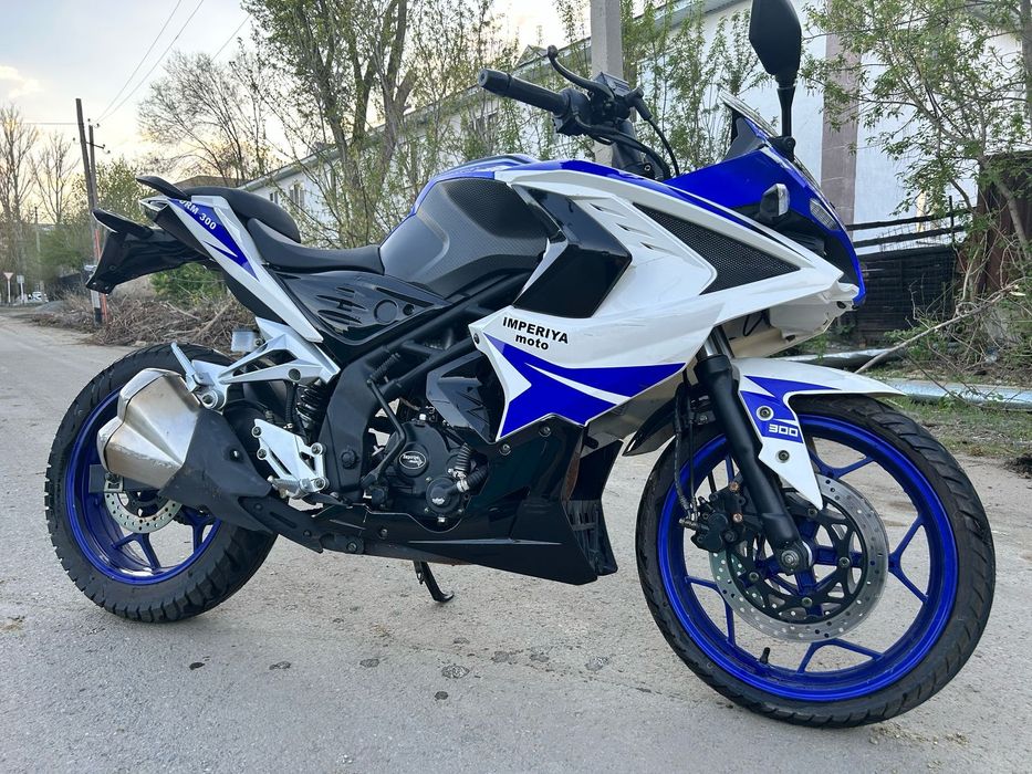 Продам Racer Storm 300