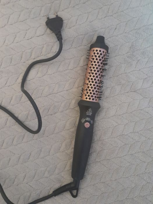 Плойка-брашинг для волос б/у