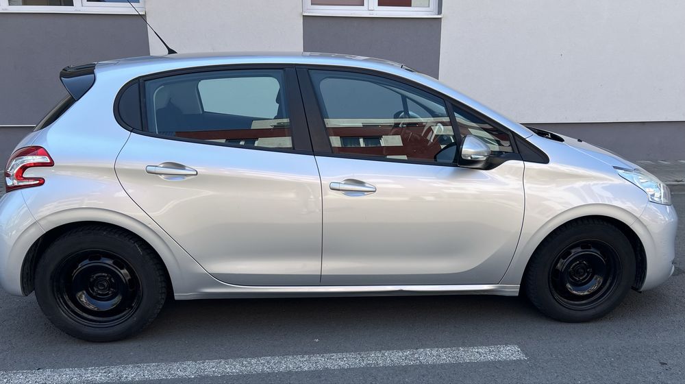 Peugeot 208 1.4 Diesel – Automată – 147.000 km.  2012
