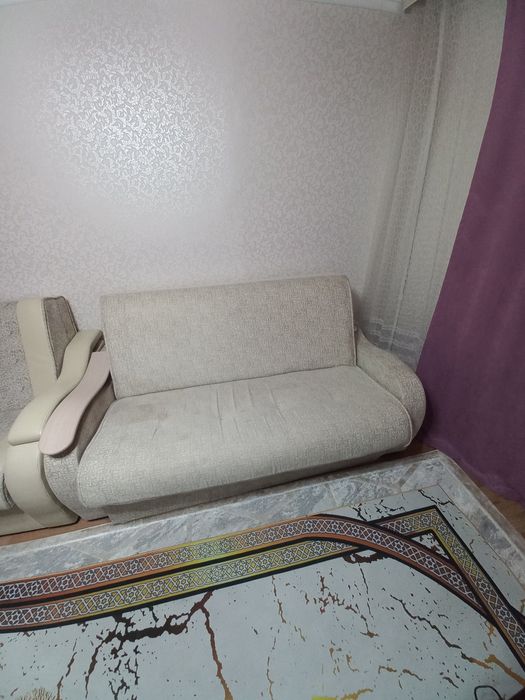 Диван 2+3 дарю диван