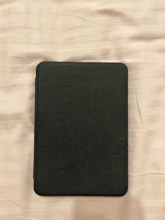 eBook Reader Amazon Kindle 2022(11) WiFi + Husa