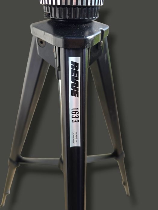 Професионален статив за фото/видео REVUE 1633 – Made in Germany