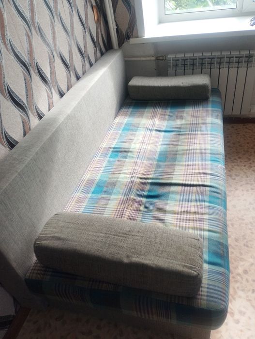 Продам срочно диван софа и кресло