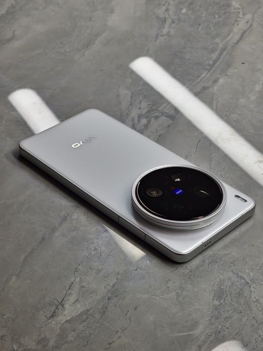 Vivo X200 ULTRA Идеал