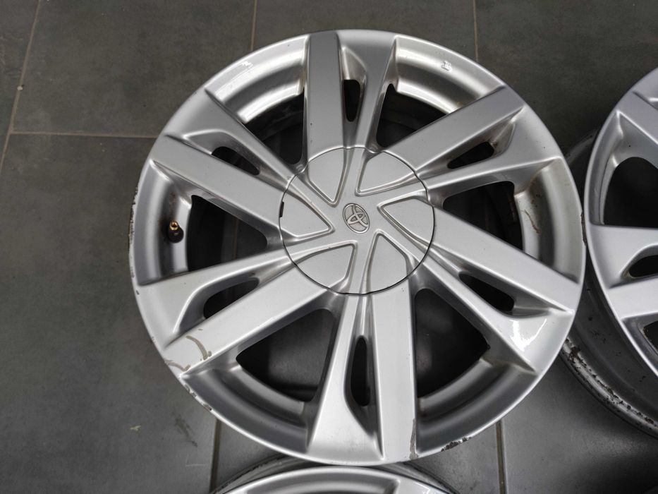 Джанти с гуми 15 - Toyota Aygo