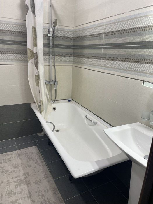 4к еврокв 4эт 4эт дом все есть метро Айбек фото реальное