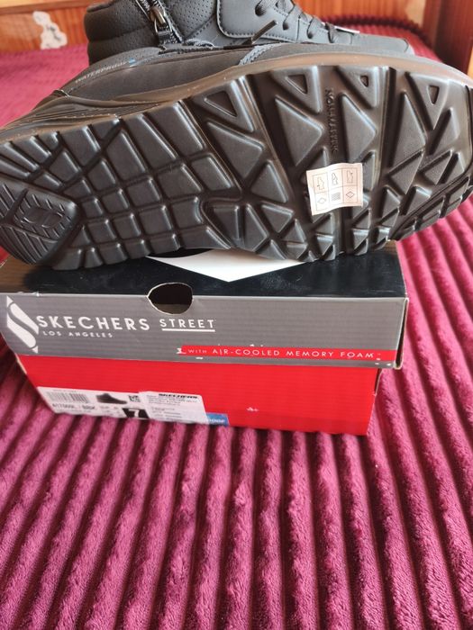 Skechers дамски зимни маратонки