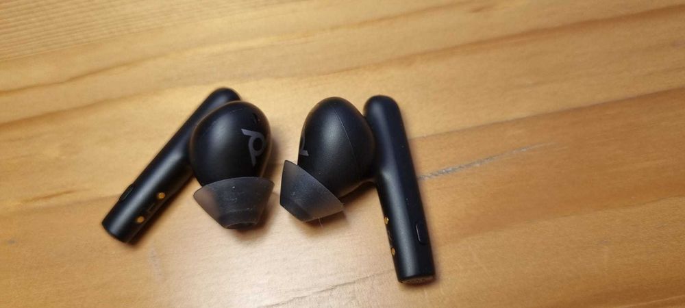 Vand casti earbuds Poly Voyager free 60 UC
