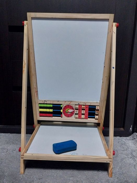 Двусторонний мольберт детский