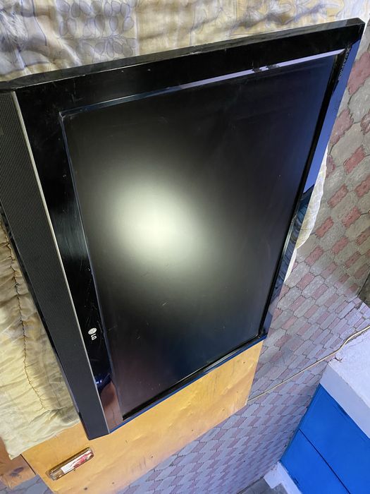 Продам телевизор в идеальном состоянии