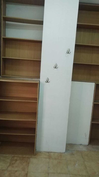 Дава се под наем Магазин в Русе, Родина 1 - 9 кв.м за 91.8 € - Снимка #1