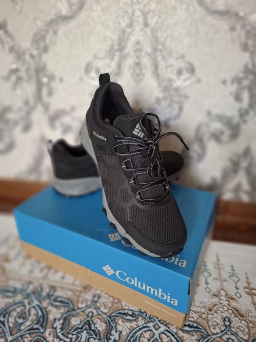 columbia oyoq kiyimi