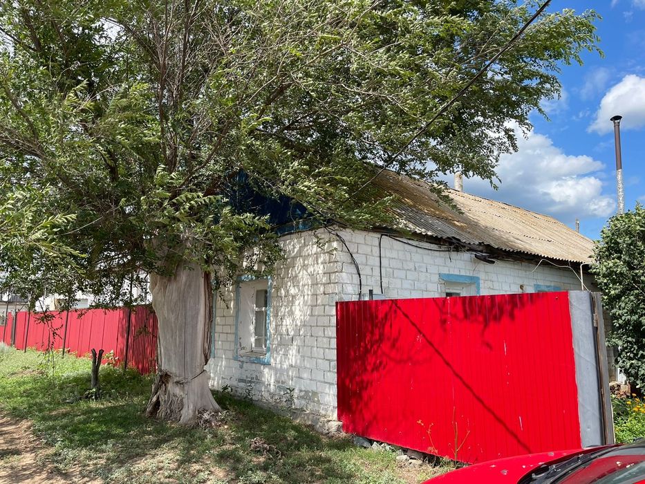 Продам дом п Бурлине