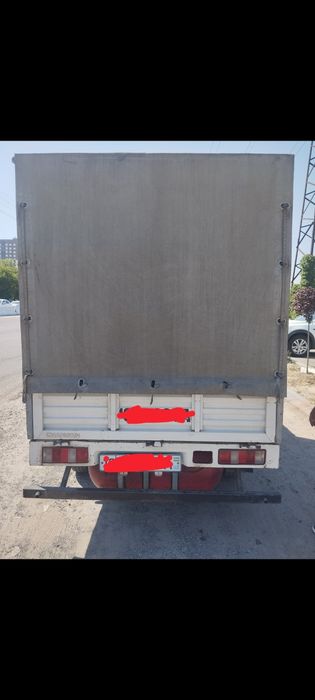 Yuk mashina xizmati bor