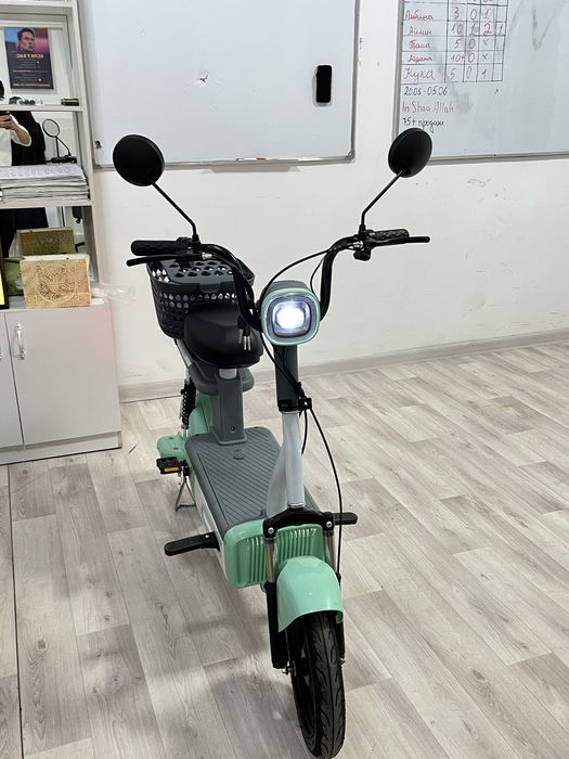 Скутер green новый