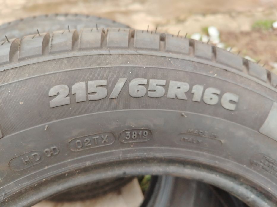 Гуми за Бус 215 /65/16С