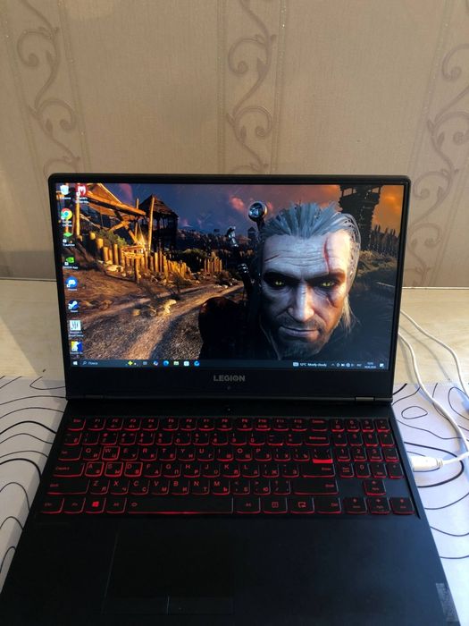 Игровой ноутбук Lenovo Legion Y540