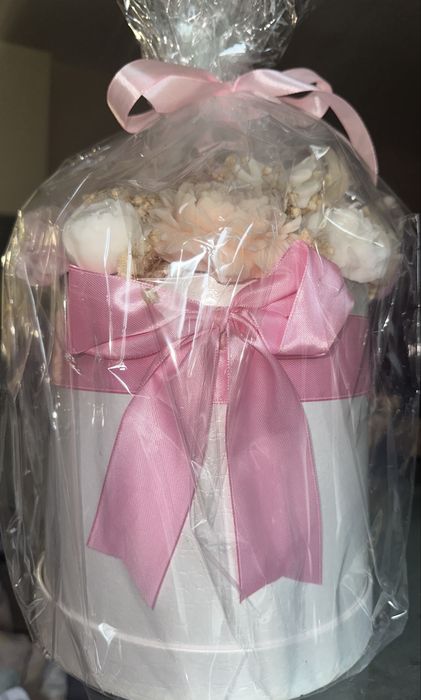 Букет от соеви свещи в кутия