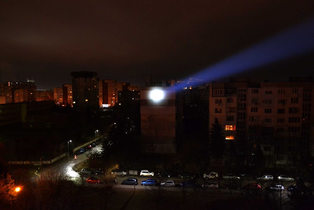 Модифициран фенер Конвой Convoy L21B Custom Light до 1550 метра ANSI