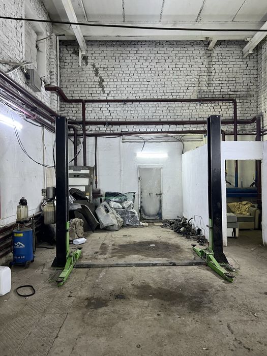 Для СТО Подьемники, комрессор, пресс и др.