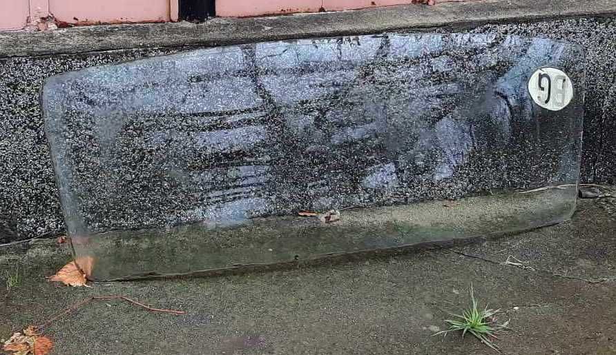 Седалки и други дреболии.Волга ГАЗ 24