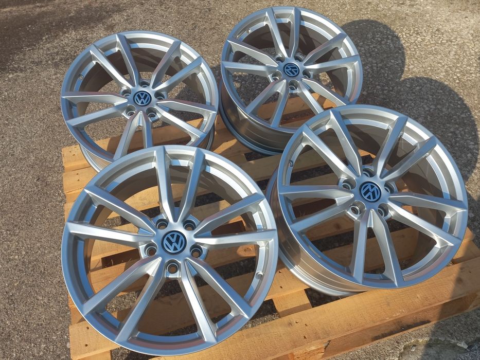 18"Vw Poteria 5x112 Silver 8j et45 Golf Passat Tiguan Jetta Touran Чисто Нови.
Poteria Piano Black.