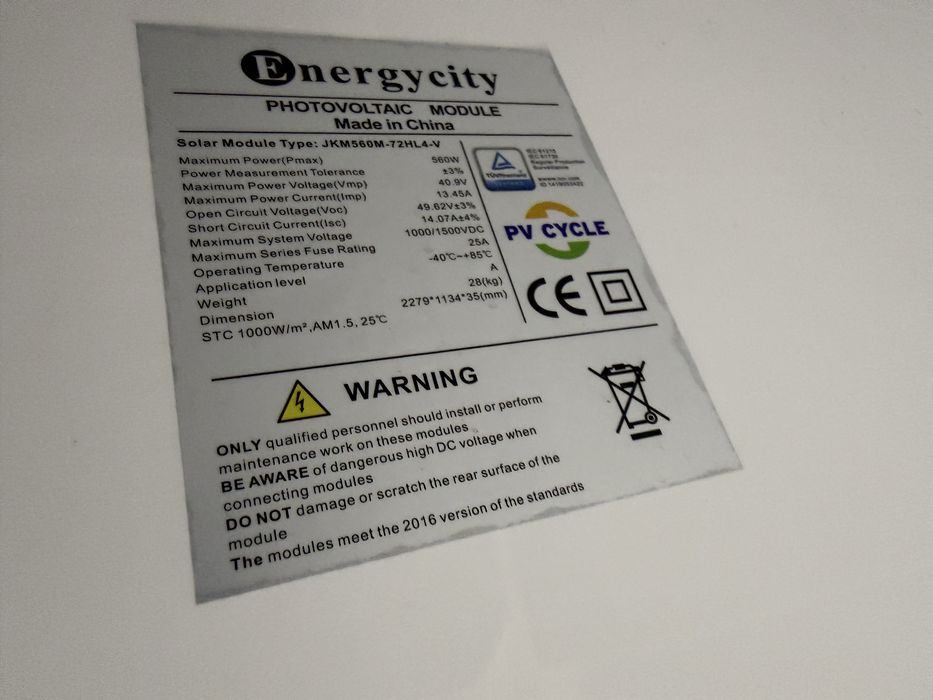 Продам солнечные панели 560w