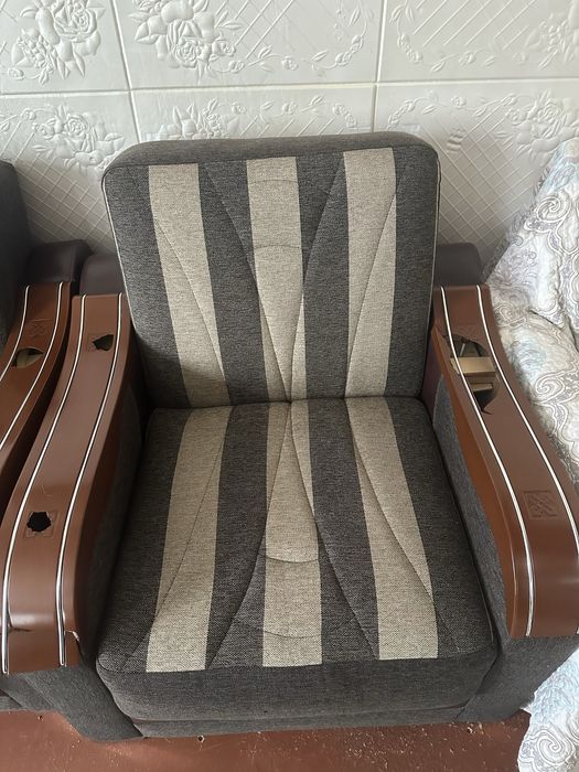 2 кресла диван в хорошем состоянии