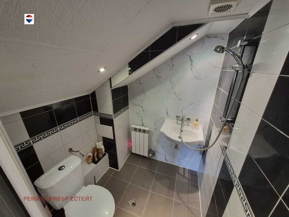 Продава се Мезонет в Русе, Родина 2 - 112 кв.м за 1339 €/кв.м - Снимка #3
