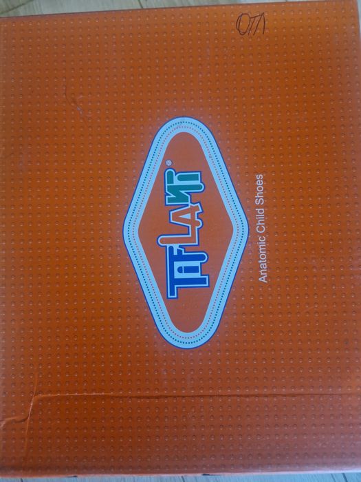 Продаю зимние ботинки для мальчика