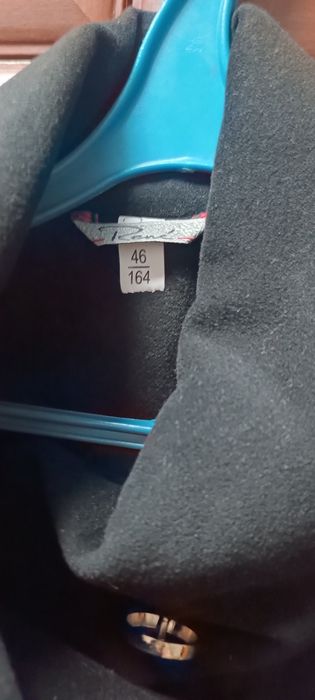 Сотаман пальто ва кожаный пиджак