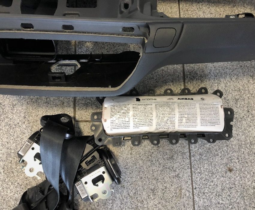 BMW I3 lci kit airbag volan plansa bord far full led stanga dreapta