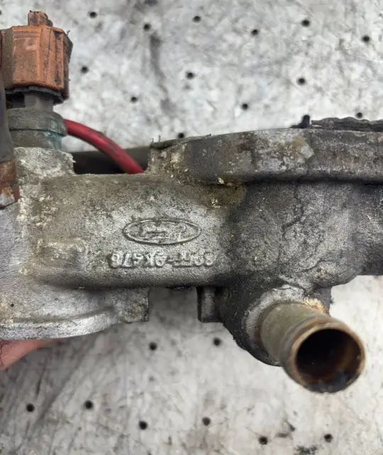 Carcasa termostat Ford Focus 2001 1.8 Tddi MT (90 hp)