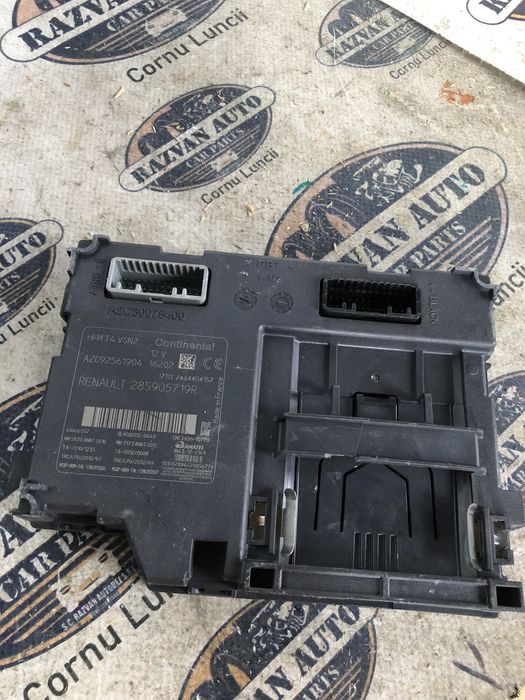 modul cititor cartela  renault captur 2016