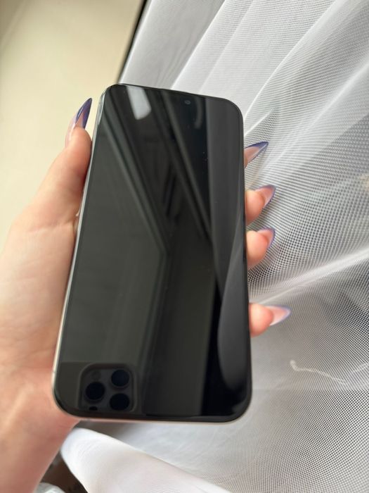 Продам iphone 16 pro max