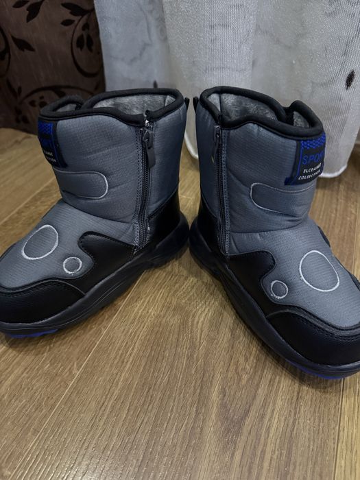 НОВЫЕ Сапоги для мальчика 29 р