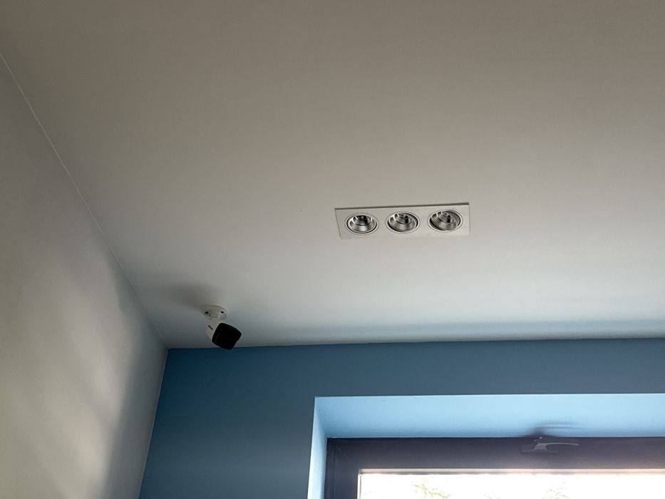 Продается люстра и голаген