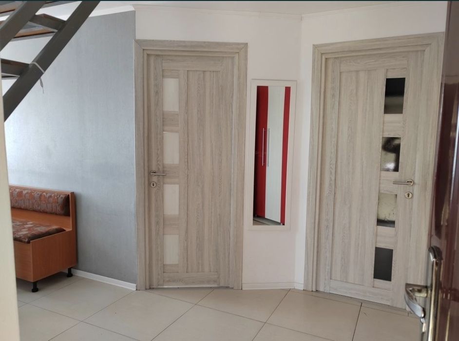 Vând apartament 2 camere