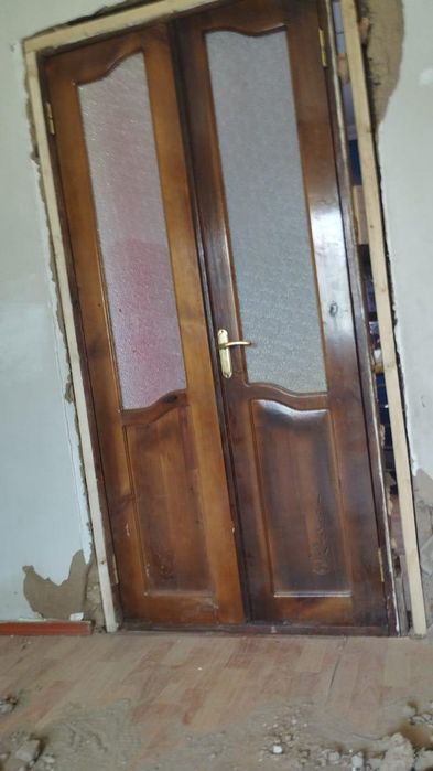 Продам двери меж комнатные