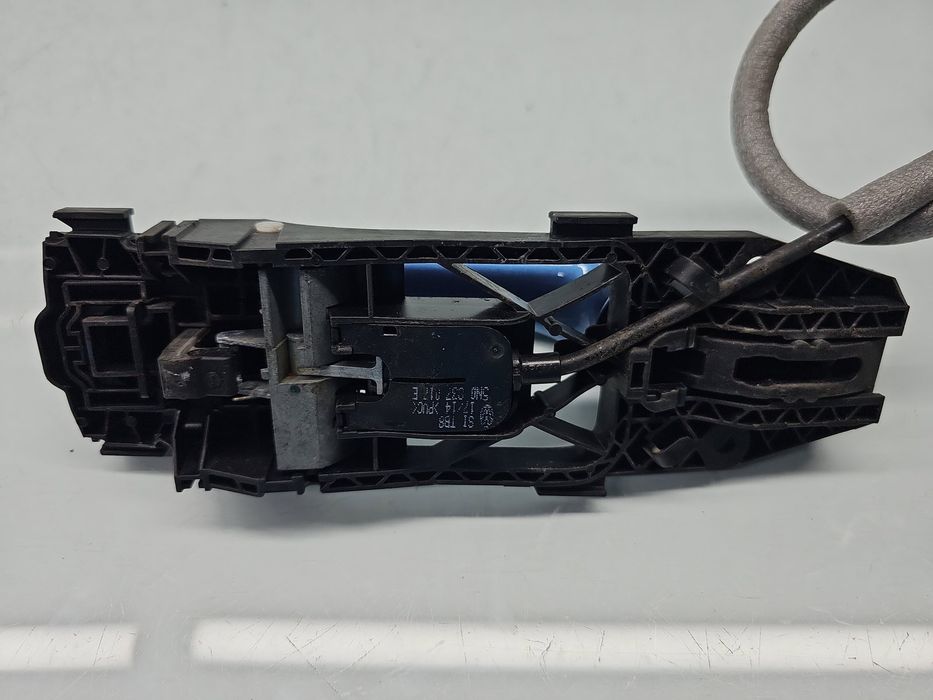 Maner usa dreapta spate Volkswagen Golf 7 (5G) [Fabr 2014-prezent] Sed