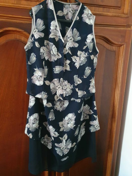 Vand compleu elegant, marime 44