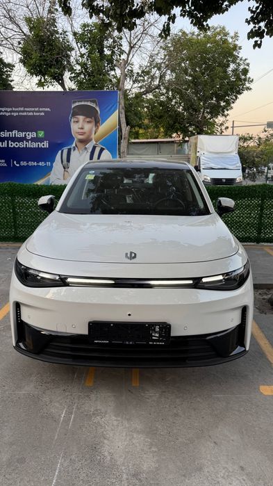 Leapmotor C10 новый